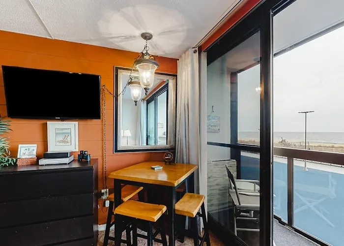 Convenient Right On The With Pools & Washer & Dryer Appartement Ocean City