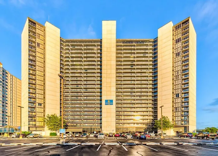 Convenient Right On The With Pools & Washer & Dryer Ocean City